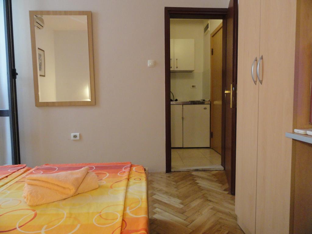 Apartments Mare Budva Ruang foto
