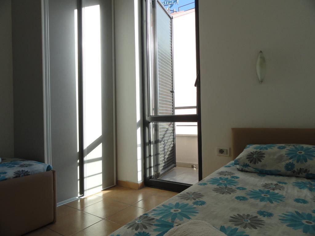 Apartments Mare Budva Bagian luar foto