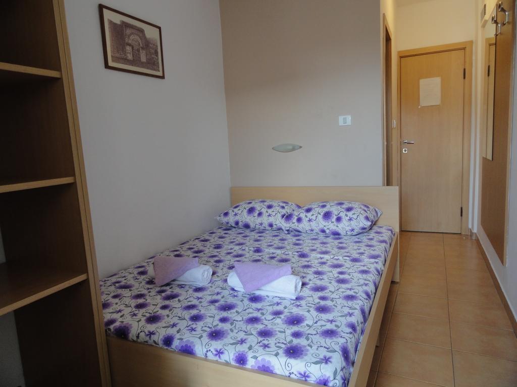 Apartments Mare Budva Ruang foto