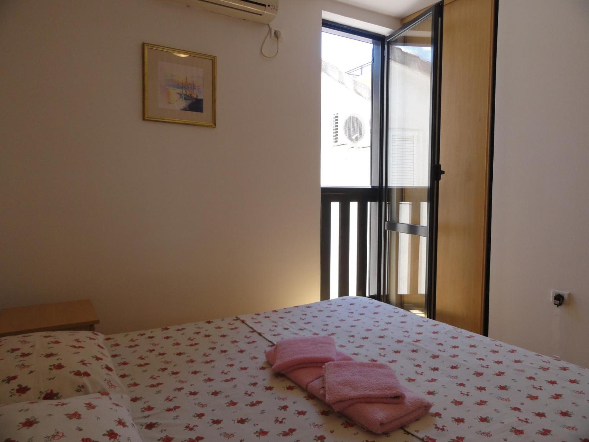 Apartments Mare Budva Bagian luar foto