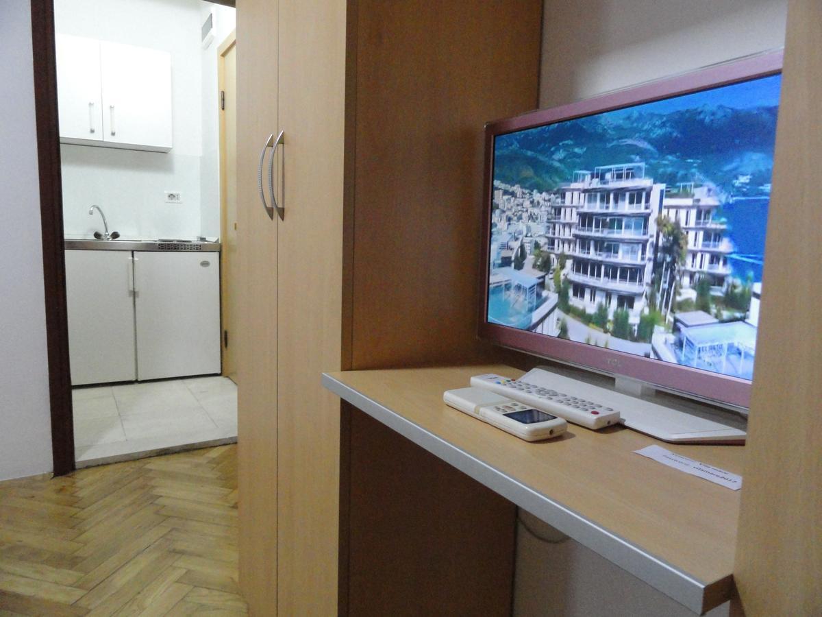 Apartments Mare Budva Bagian luar foto