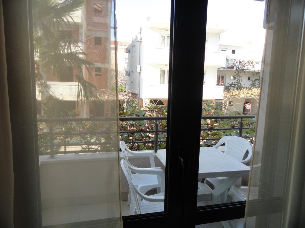 Apartments Mare Budva Ruang foto