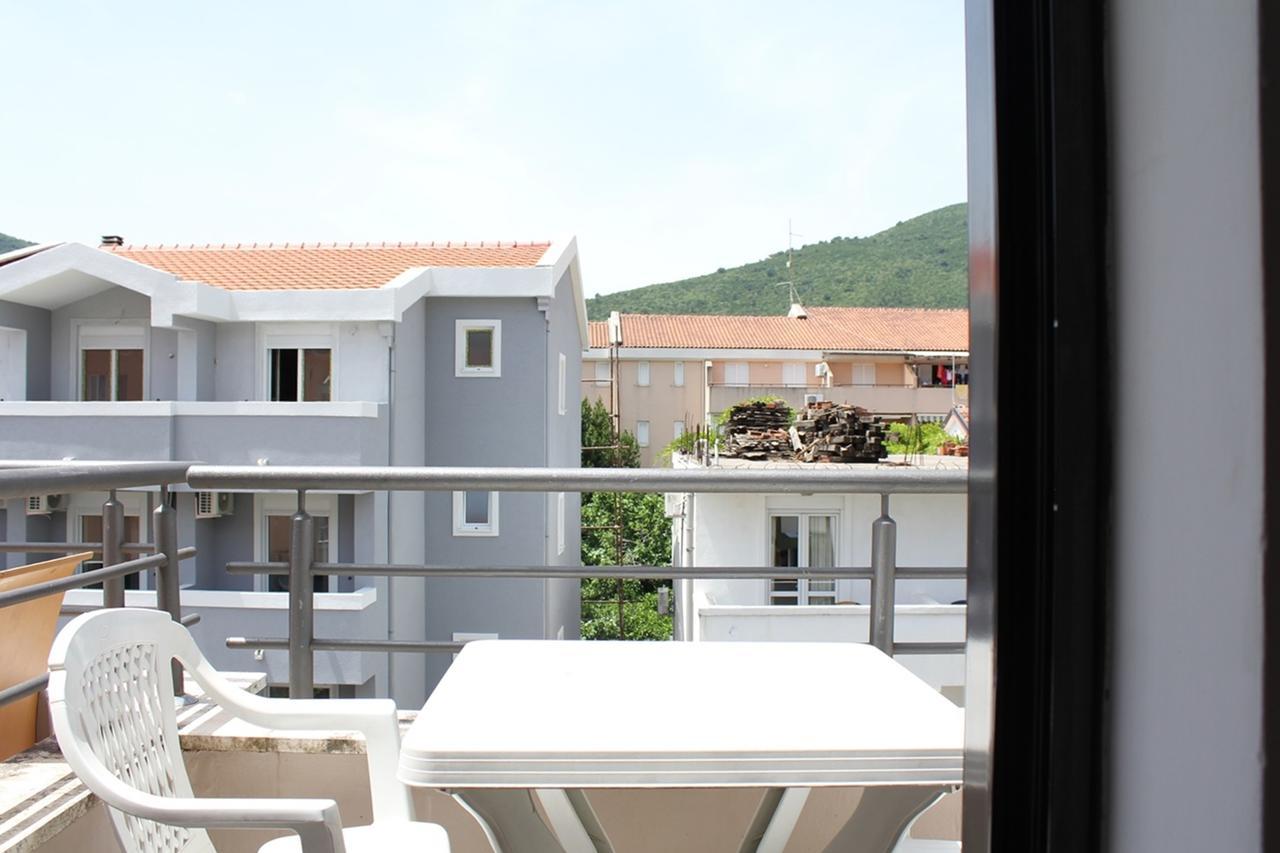 Apartments Mare Budva Ruang foto