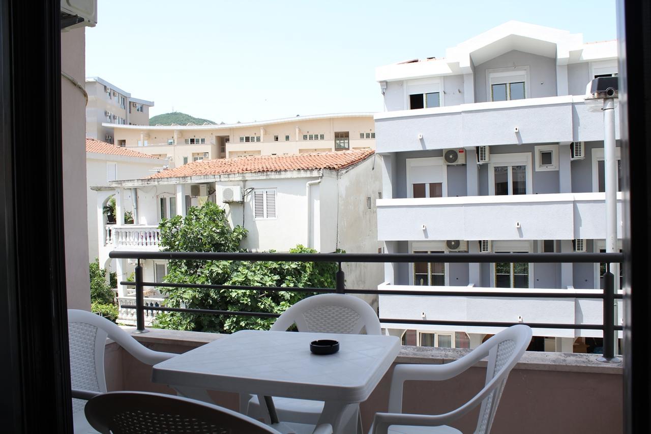Apartments Mare Budva Ruang foto